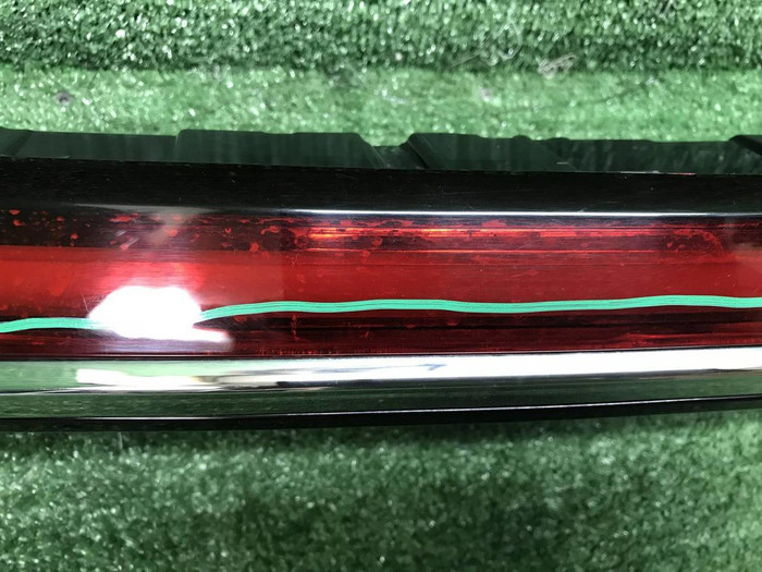 Фонарь крышки багажника Geely Monjaro (2021-н.в.)