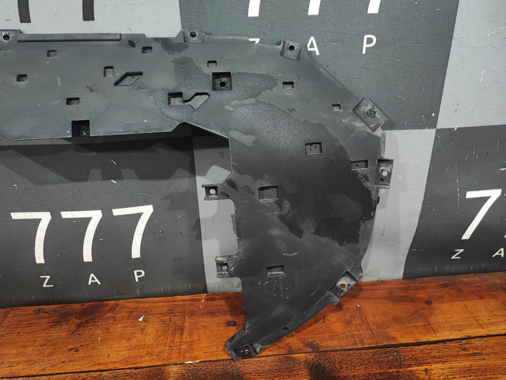 Накладка решетки радиатора Chery Tiggo 8 Pro 21-нв Б/У Оригинал 602001587AA