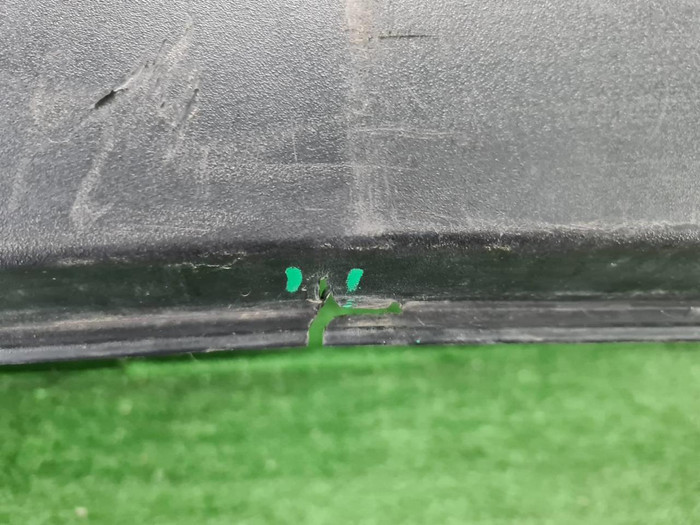 Бампер задний Cadillac SRX 2 (2009-2016)