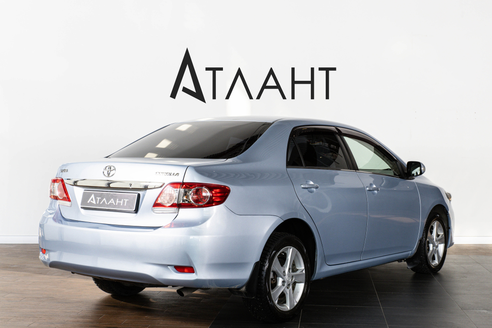 Toyota Corolla, 2011 год