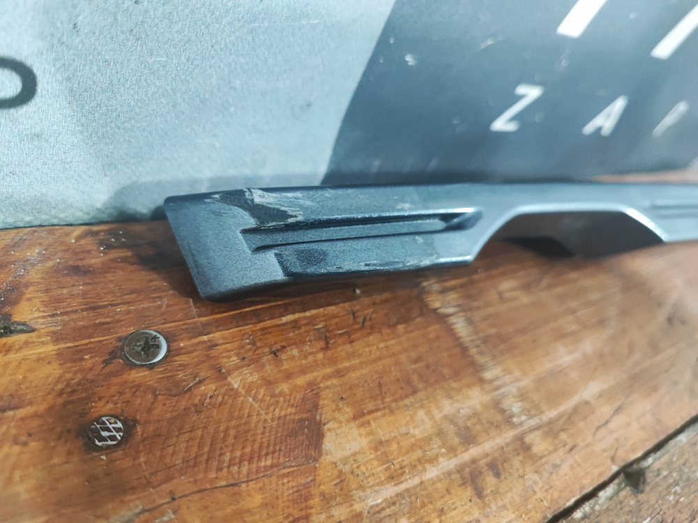 Накладка переднего бампера правая Mazda CX-5 1 (KE) 15-17 Б/У Оригинал KA0J50C12