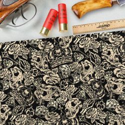 Ткань габардин чёрно-белые кости, розы, бриллианты и короны