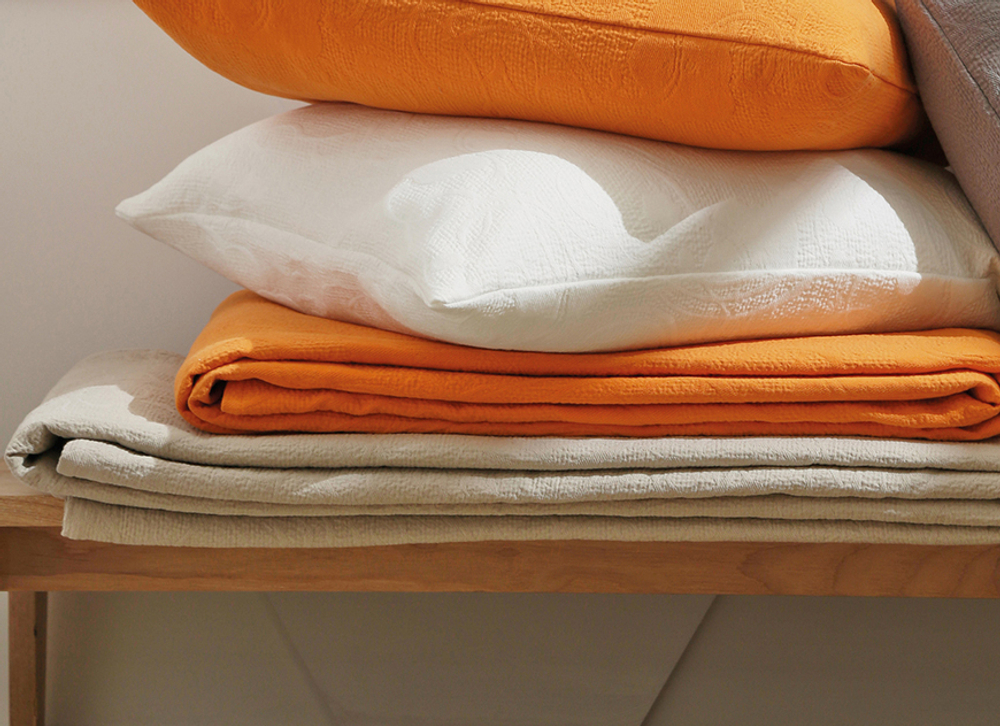 Покрывало 240x260 Blanc des Vosges Kerala Nougat Франция