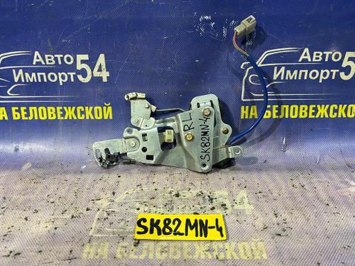 Замок двери задней левой NISSAN VANETTE 2001