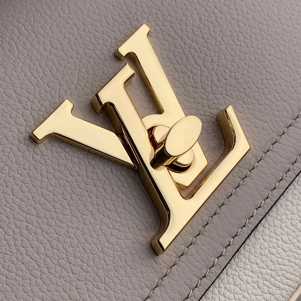 Louis Vuitton Lockme Tender
