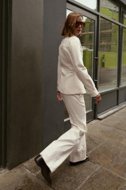 ZARA БРЮКИ BOOTCUT С ОТДЕЛОЧНОЙ СТРОЧКОЙ, ЭКРЮ