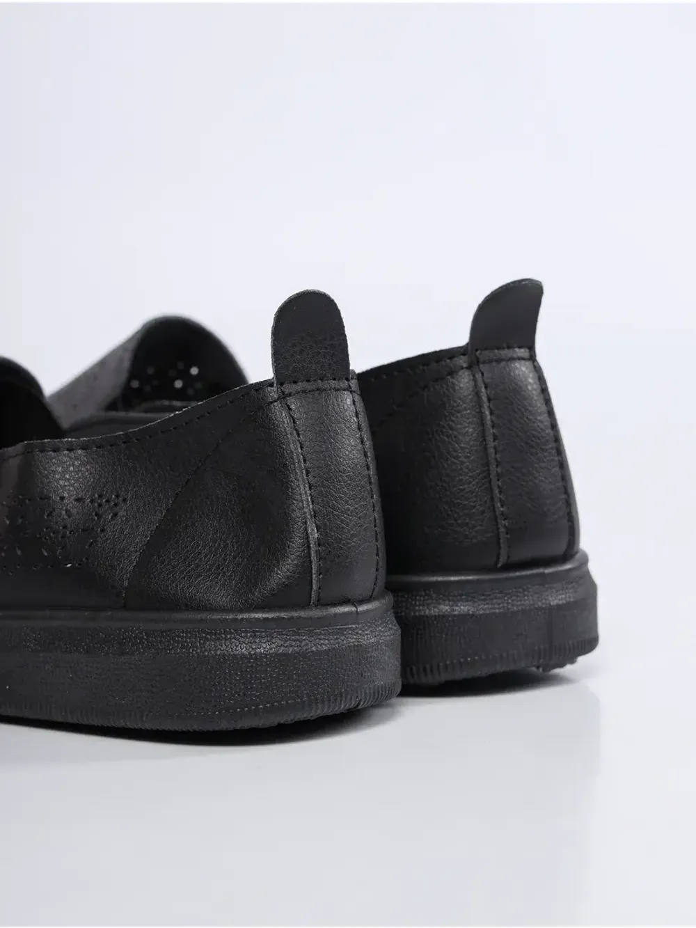 Мокасины летние с перфорацией