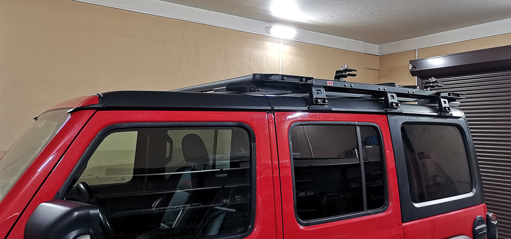 Багажник экспедиционный (платформа) алюминиевый 1350x1690 мм для Jeep Wrangler JL 2018+ (с крепежом) РИФ