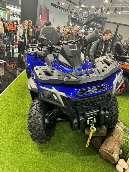 Квадроцикл QJ MOTOR SFA 700