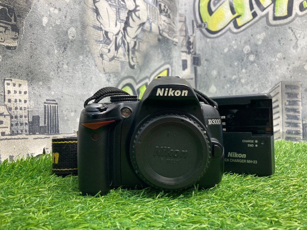 Nikon D3000 22.200 кадров