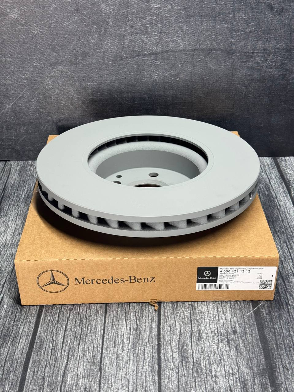 Тормозной диск Mercedes-Benz A0004211212