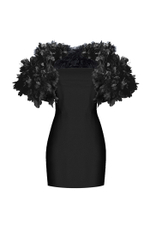 Платье мини из крепа с отделкой из цветов