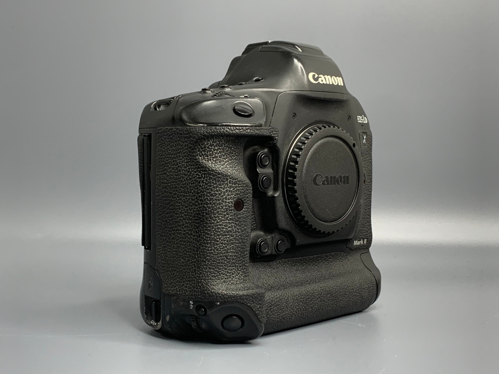 Canon EOS-1D X Mark II 700.000 кадров
