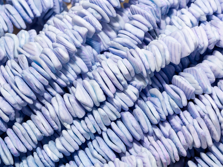 Нить бусин из ракушек freeform, 10мм