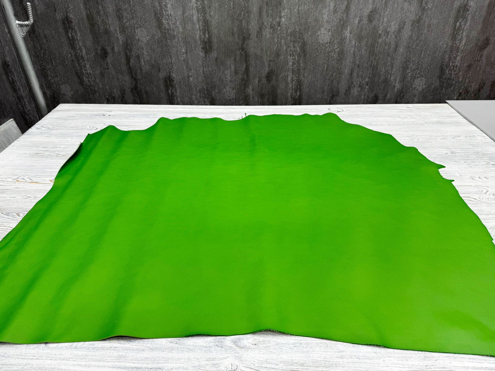 Vacchetta Classic Extra Green (1,6-1,8 мм), цв. Зеленый, кожа