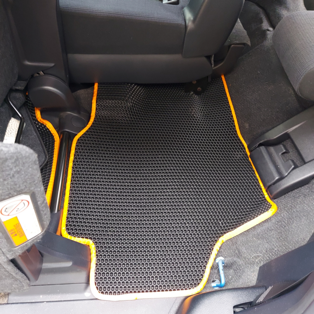 Автоковрики EVA для Toyota Sienta III HYBRYD (2014-2020)