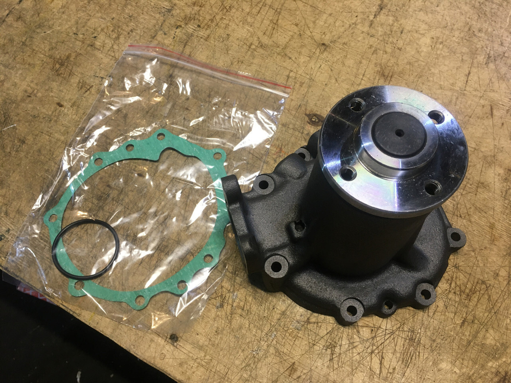 Водяная помпа 16100-E0070