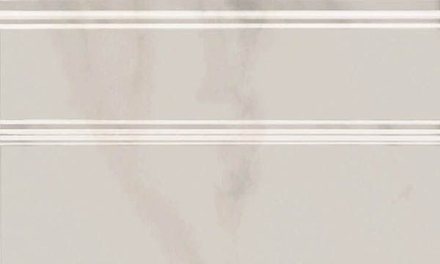 Плинтус Гран Пале FMB009 белый