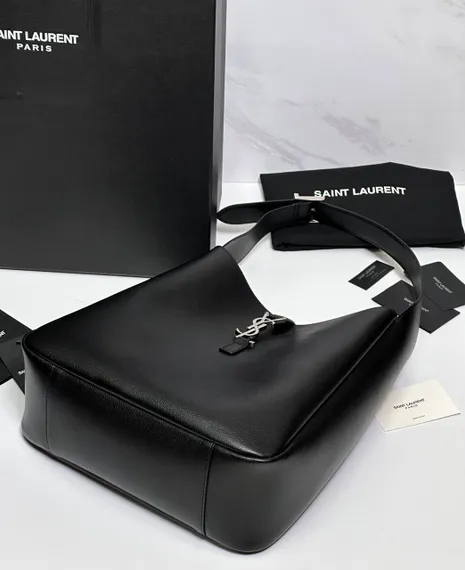 Сумка Saint Laurent LE 5 A 7 эластичная, из зернистой кожи, черная