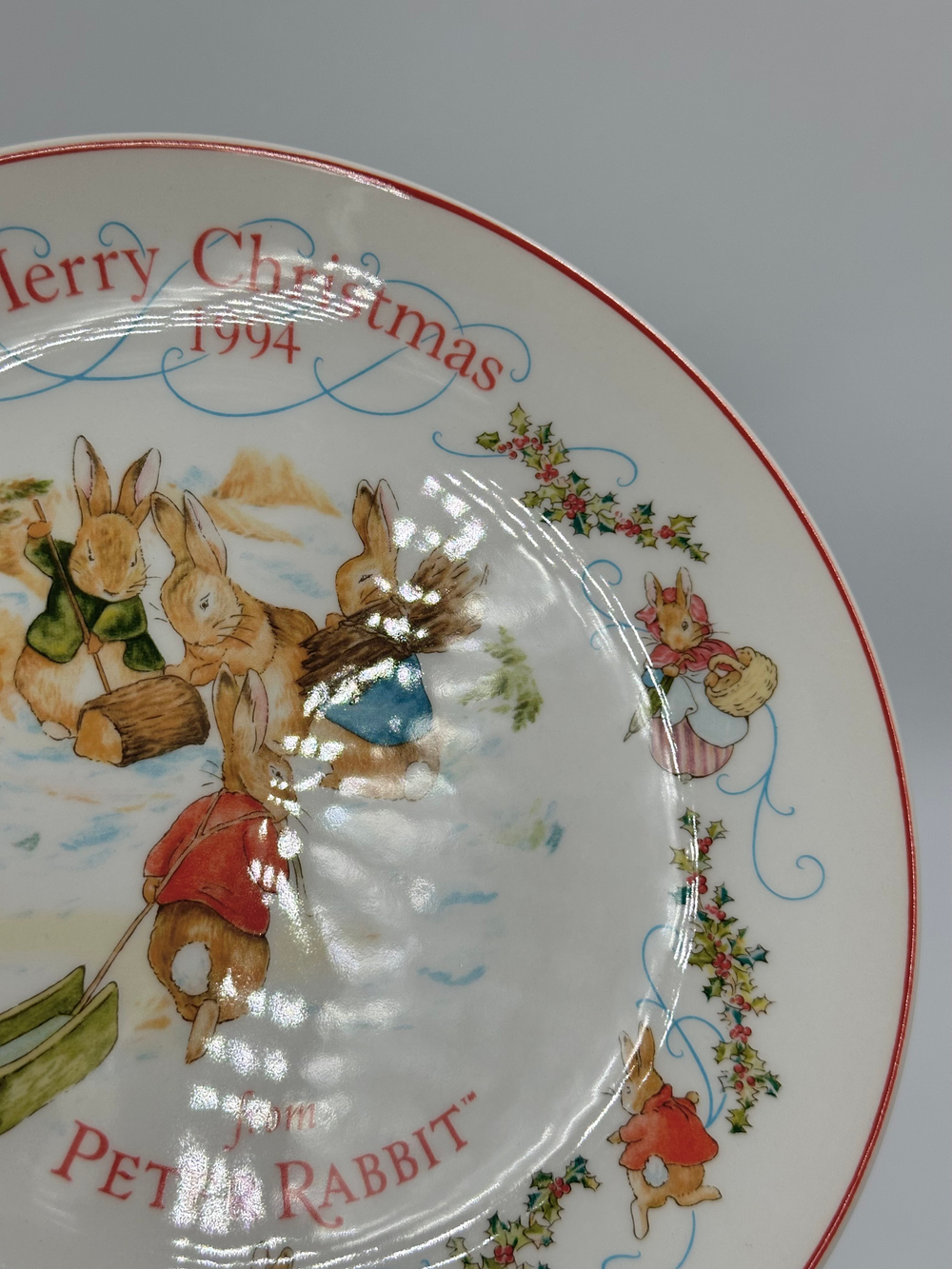 Тарелка Merry Christmas from Peter Rabbit Wedgwood 1994 год