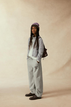 ZARA X CHAMPION ® ТРИКОТАЖНАЯ ШАПКА, ЦВЕТ МАЛЬВЫ