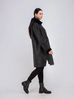 Дубленка зимняя натуральная с капюшоном