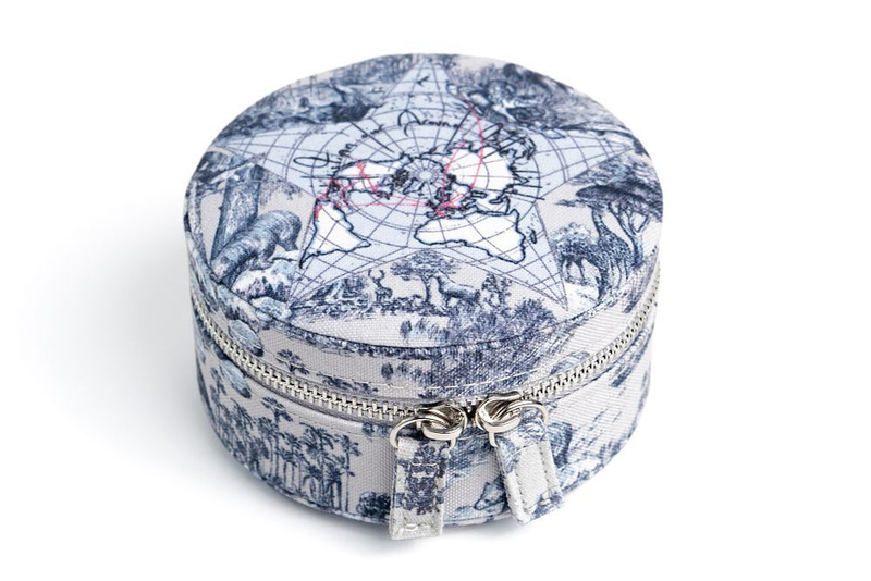 Круглая тканевая шкатулка для украшений Dior Beauty