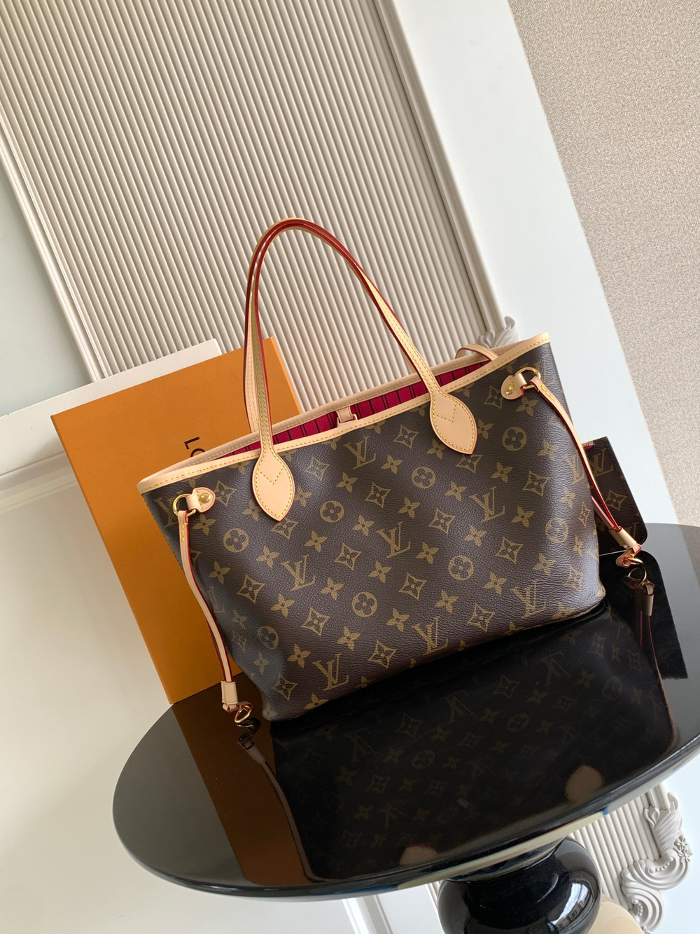 Louis Vuitton Neverfull PM