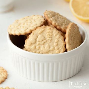 Малая скалка с узором Летний луг