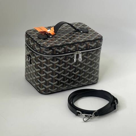 Косметичка Goyard