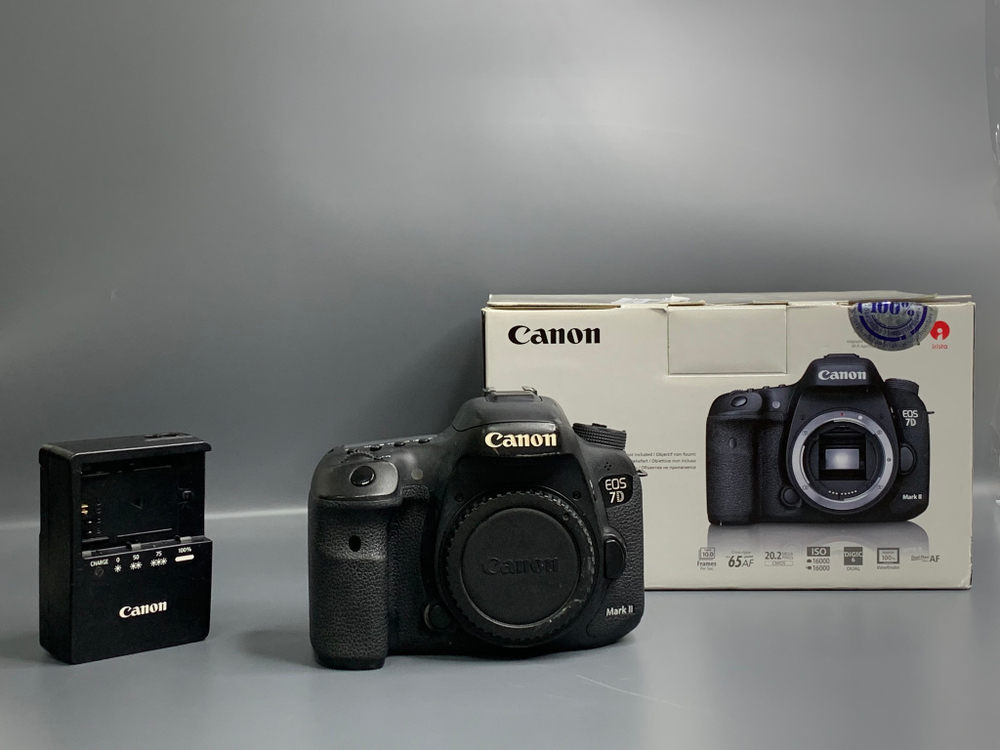 Canon 7D Mark II 620.000 кадров