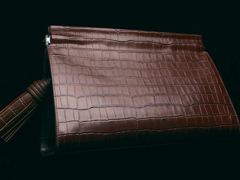 Клатч VERONA шоколадного цвета