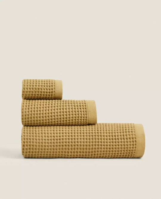 ZARA HOME ПОЛОТЕНЦЕ ИЗ РЕЛЬЕФНОЙ ТКАНИ, ОЛИВКОВЫЙ