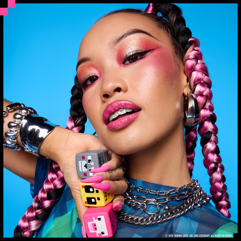 NYX Professional Makeup A Minecraft Movie - Румяна для щек оттенок Honeycomb Hottie, 8 g