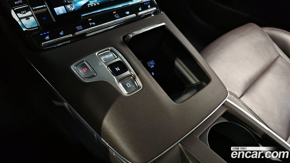 Hyundai The New Grandeur (Azera) IG 2.5 (10.2020)