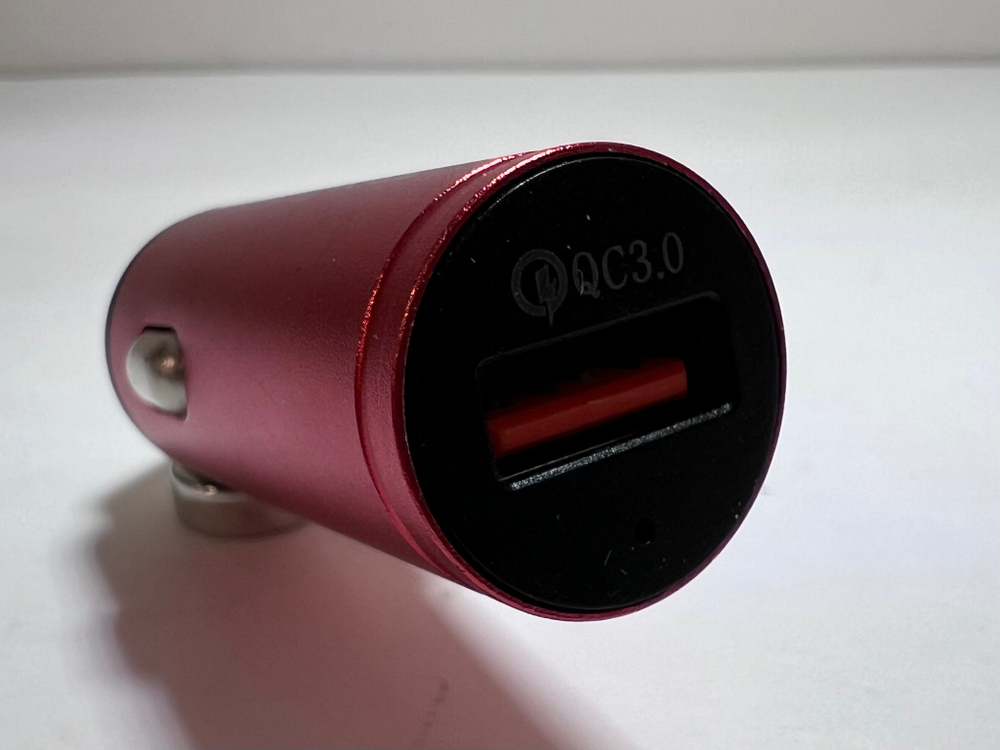 Автомобильное зарядное устройство QC3.0 (красный) (1 шт.)
