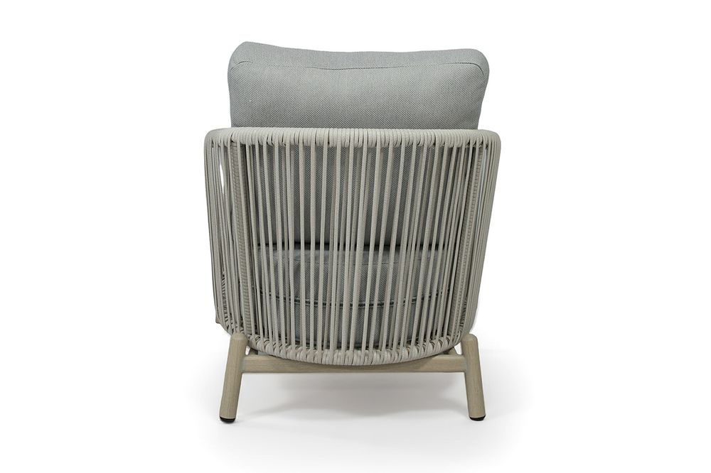 "Прато" кресло из искусственного ротанга, цвет светло-серый, каркас под дерево (холодно-бежевый)
