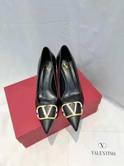 Valentino Vlogo Pump 8 cm