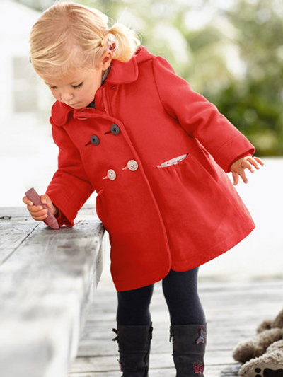 Пальто однотонное двубортное с капюшоном