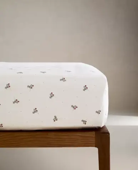 ZARA HOME ДЕТСКАЯ ПРОСТЫНЯ С ПРИНТОМ, ЖЕЛТОВАТО-БЕЛЫЙ