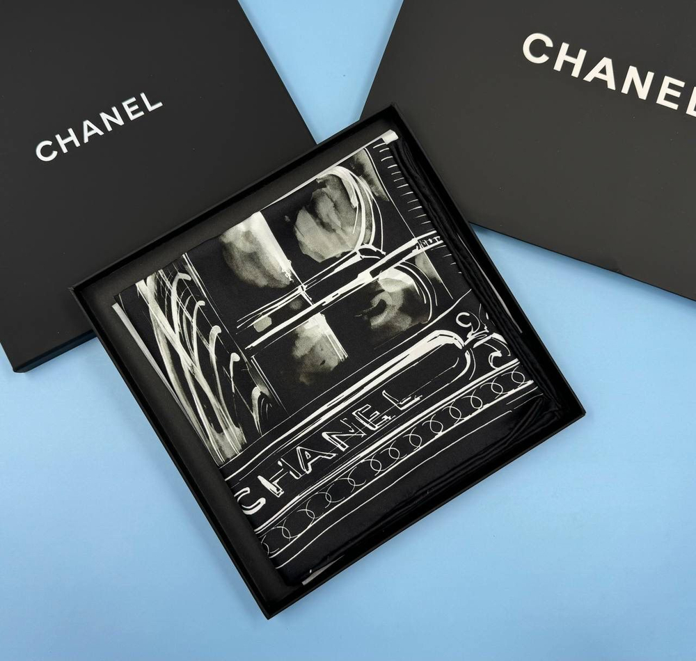 Платок CHANEL