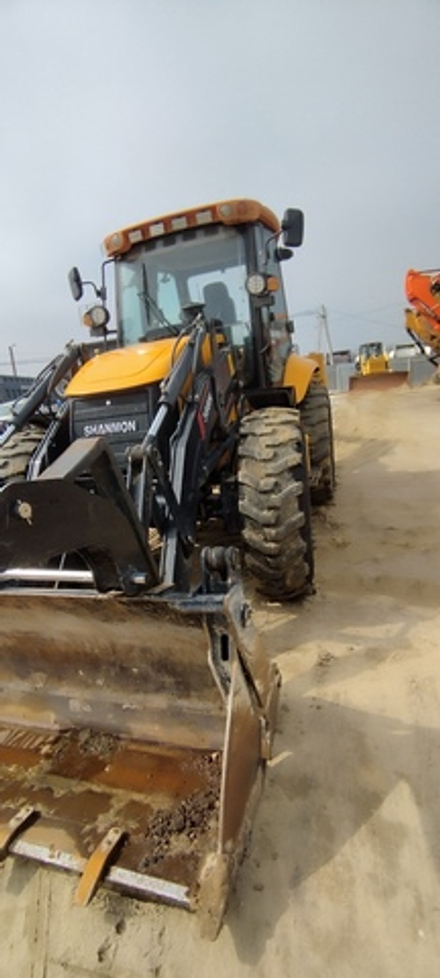 SHANMON 388 Экскаватор-погрузчик 388H (Дизельный, 4,8 л, 102 л.с., АТ)