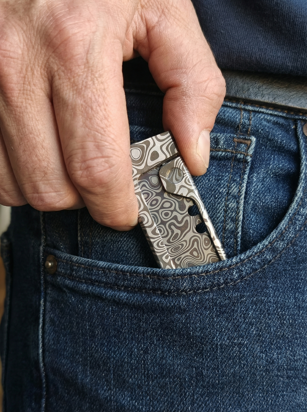 Нож для сменных трапециевидных лезвий. Спирали