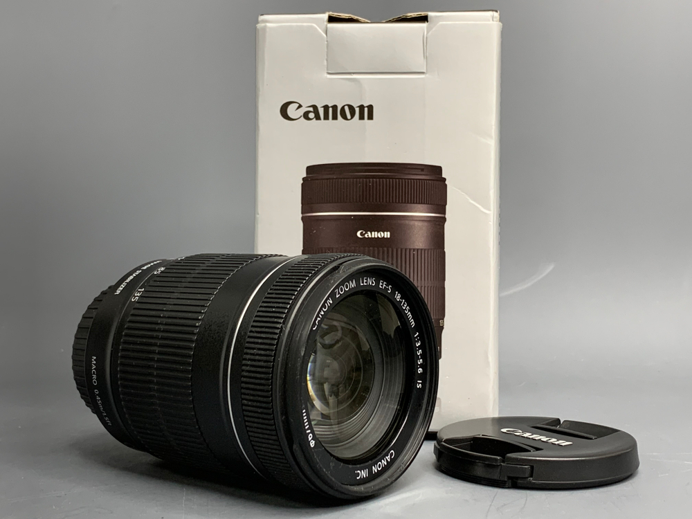 Canon EF-S 18-135mm 3.5-5.6 IS
