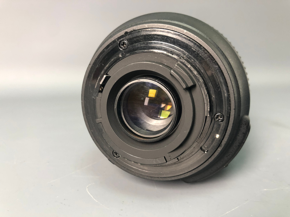 Nikon 18-105mm f/3.5-5.6G AF-S ED DX VR Nikkor