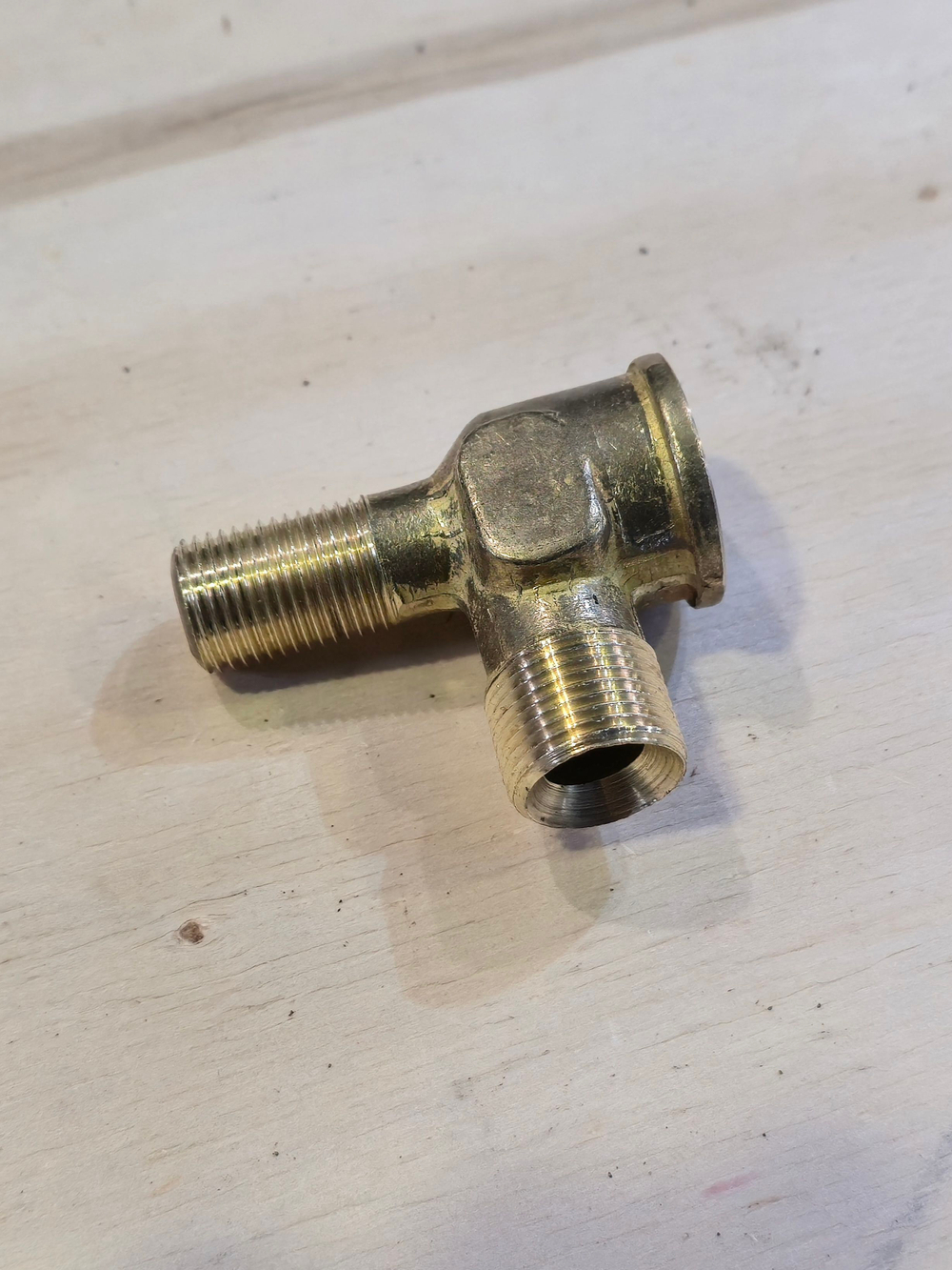 Тройник МАЗ М22х16х20 тормозной камеры ОАО Маз -Випра