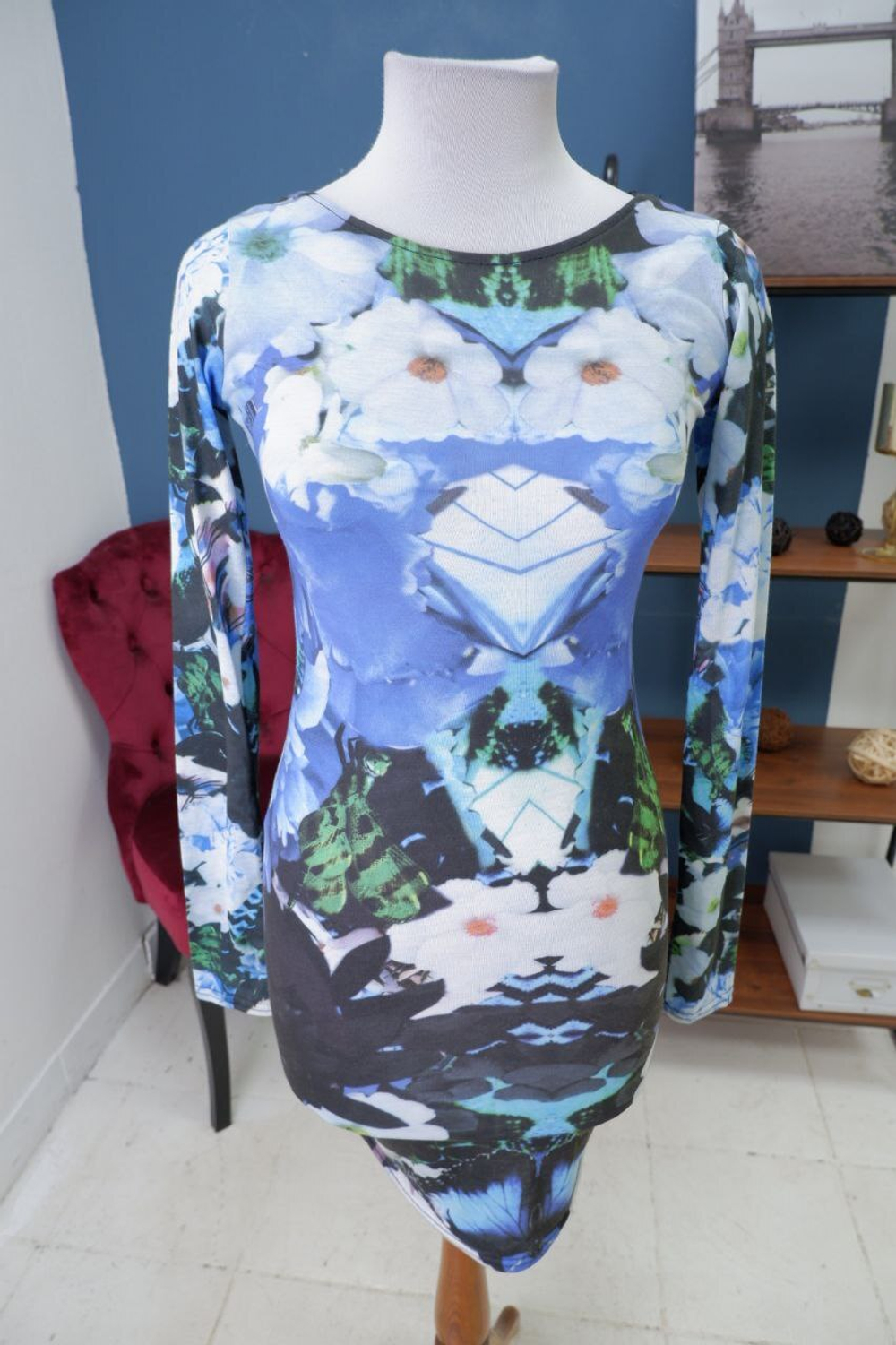 Платье Signature с принтом 40-42 размер