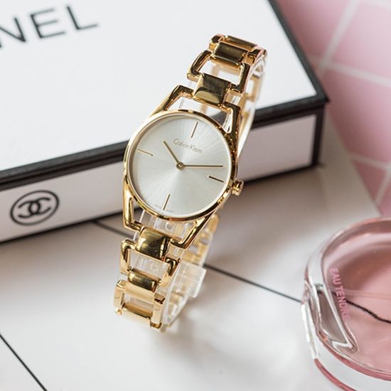 Женские швейцарские часы Calvin Klein K7L23546