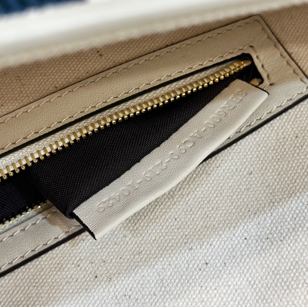 Fendi Baguette 27 cm