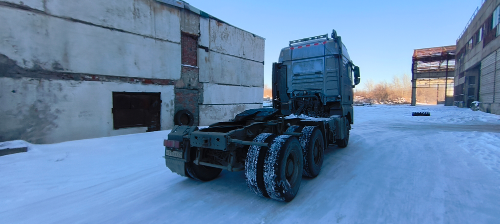 SITRAK C7H 6x4 Седельный тягач ZZ4256V364HE (Дизельный, 12,4 л, 540 л.с., МТ)